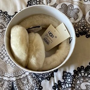 Ugg headphone earmuffs